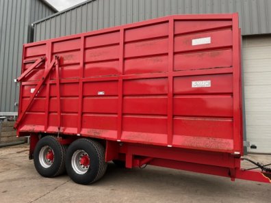 Smyth 18 Ton silage trailer