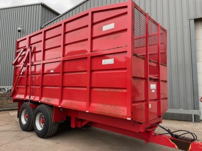 Smyth 18 Ton silage trailer