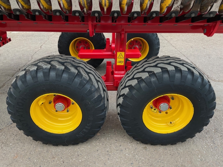 Vaderstad Carrier 650