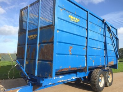 Smyth Farmer 14 ton silage trailer