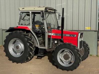 Massey Ferguson 372