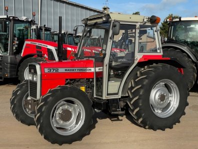 Massey Ferguson 372
