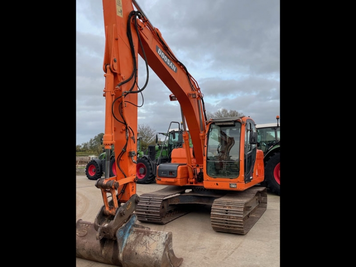 Doosan DX140 LC