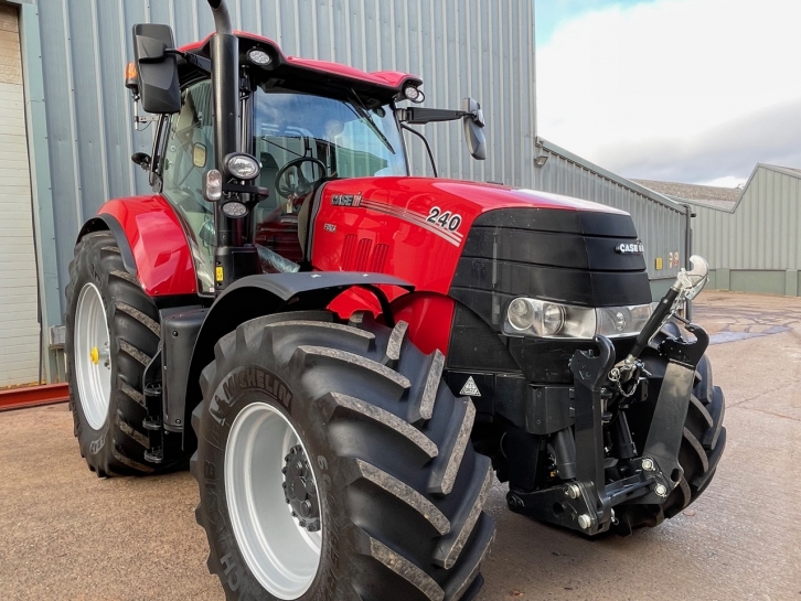 Case CVX 240