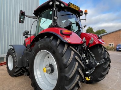 Case CVX 240
