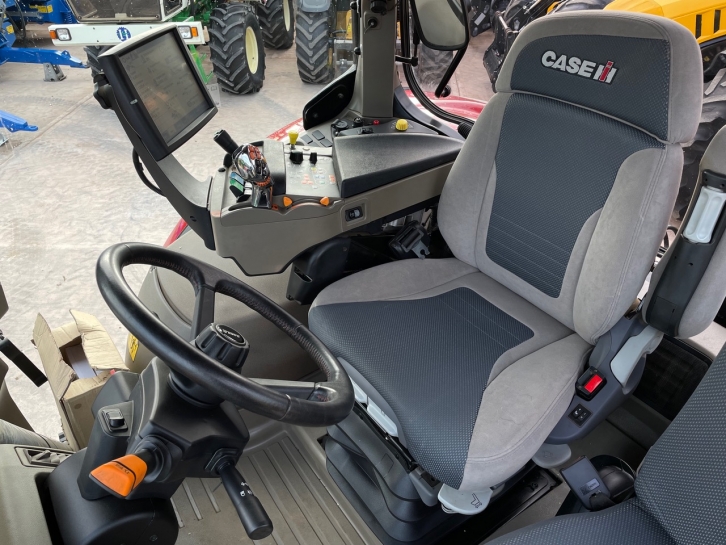Case CVX 240