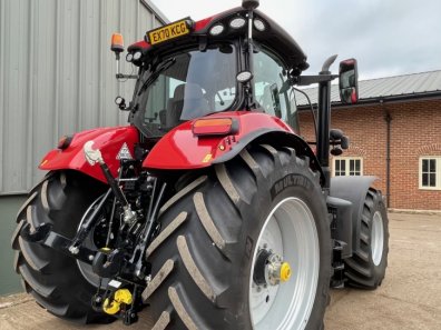 Case CVX 240