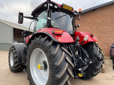 Case CVX 240
