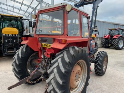 Massey Ferguson 275