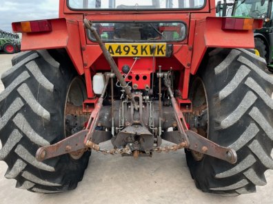 Massey Ferguson 275