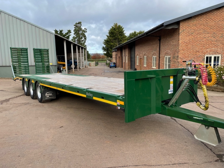 Bailey Tri-axle low loader