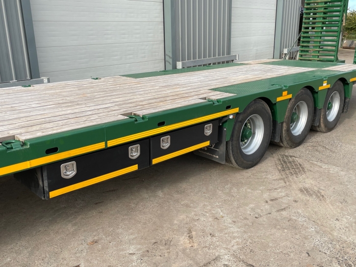 Bailey Tri-axle low loader