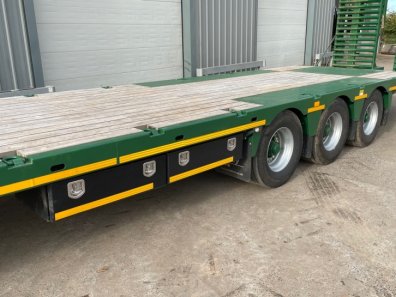 Bailey Tri-axle low loader