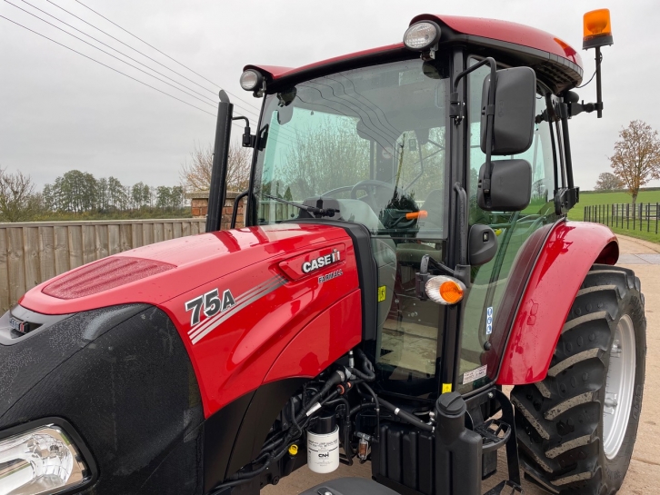 Case Farmall 75A