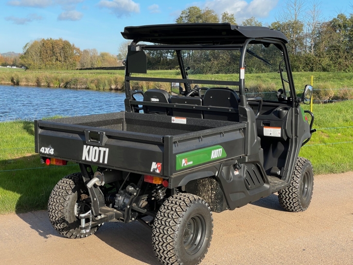 Kioti K9 2400