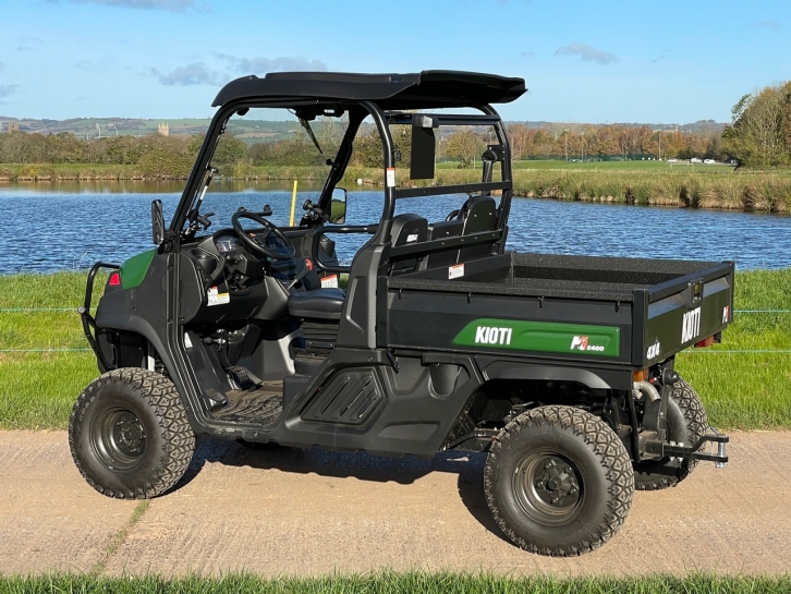 Kioti K9 2400