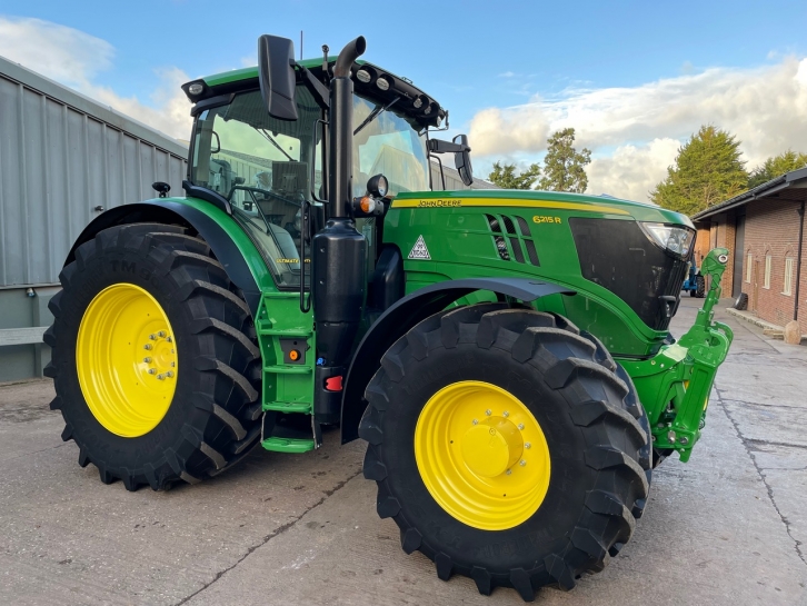 John Deere 6215R Ultimate Edition