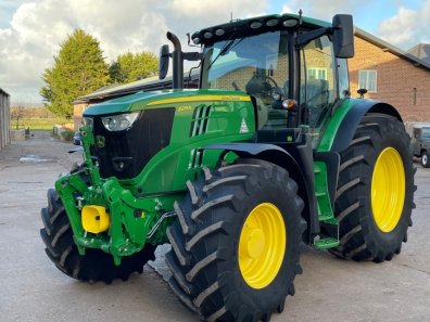 John Deere 6215R Ultimate Edition