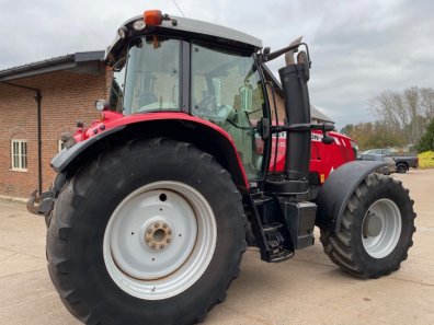 Massey Ferguson 7618 Efficient