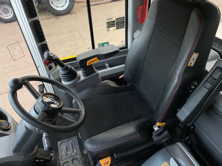 JCB 419S