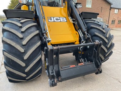 JCB 419S