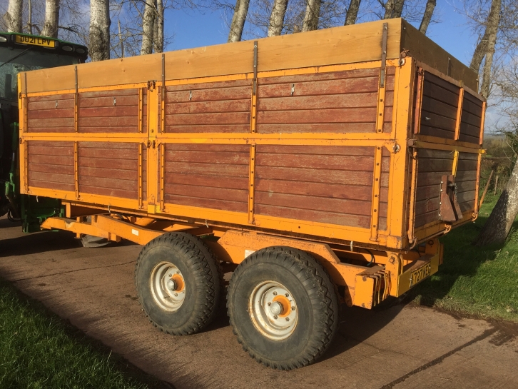 T & F 8 ton trailer