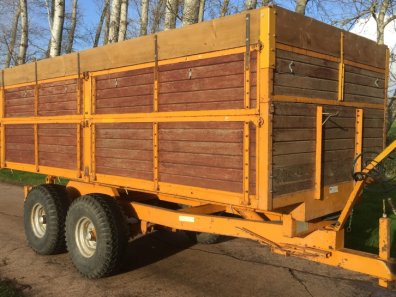 T & F 8 ton trailer