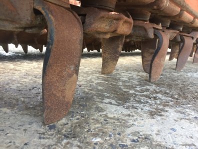 Kuhn HR4003 power harrow