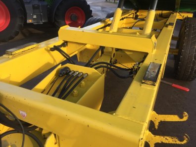 McConnel 12 ton grain trailer