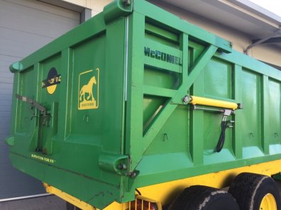 McConnel 12 ton grain trailer