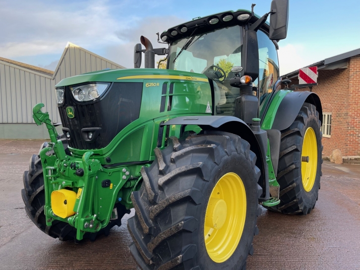 John Deere 6250R Ultimate Edition