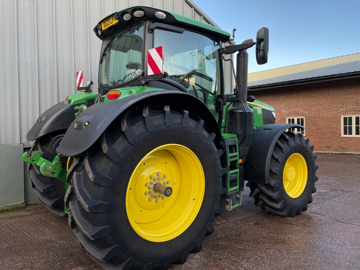 John Deere 6250R Ultimate Edition