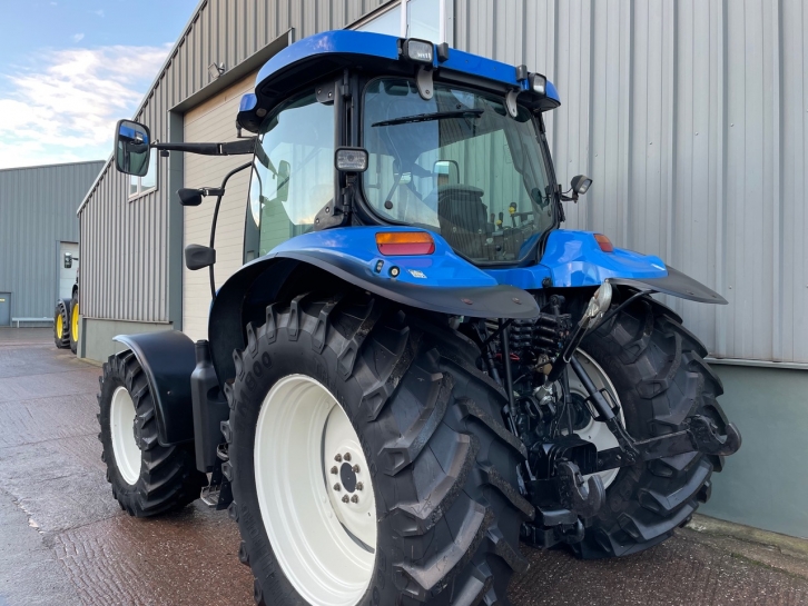 New Holland TSA 135