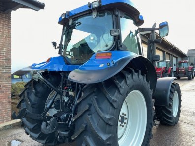 New Holland TSA 135