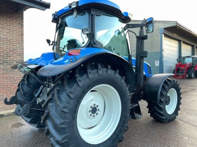 New Holland TSA 135