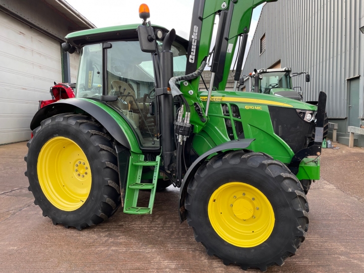 John Deere 6110MC
