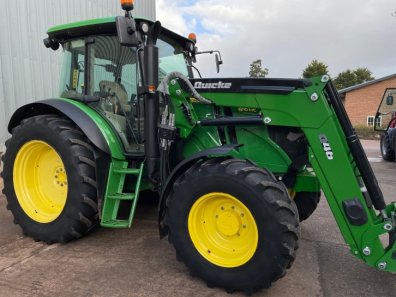 John Deere 6110MC