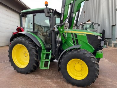 John Deere 6110MC