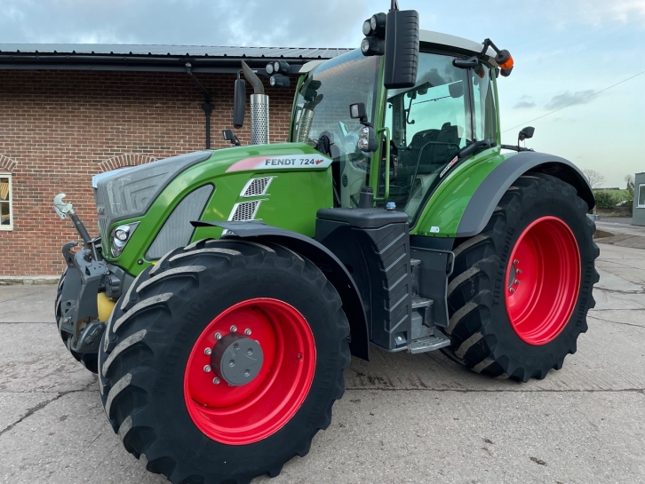 Fendt 724 Profi-Plus
