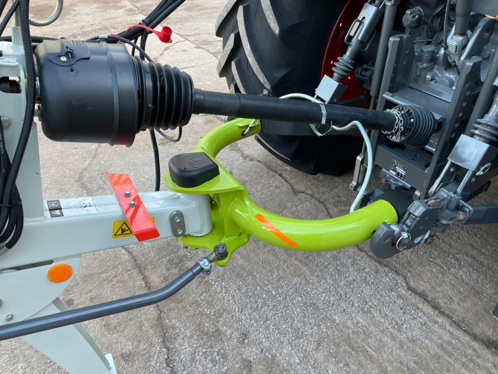 Claas Liner 2900 twin rotor rake