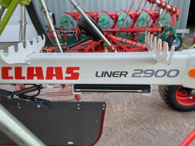 Claas Liner 2900 twin rotor rake