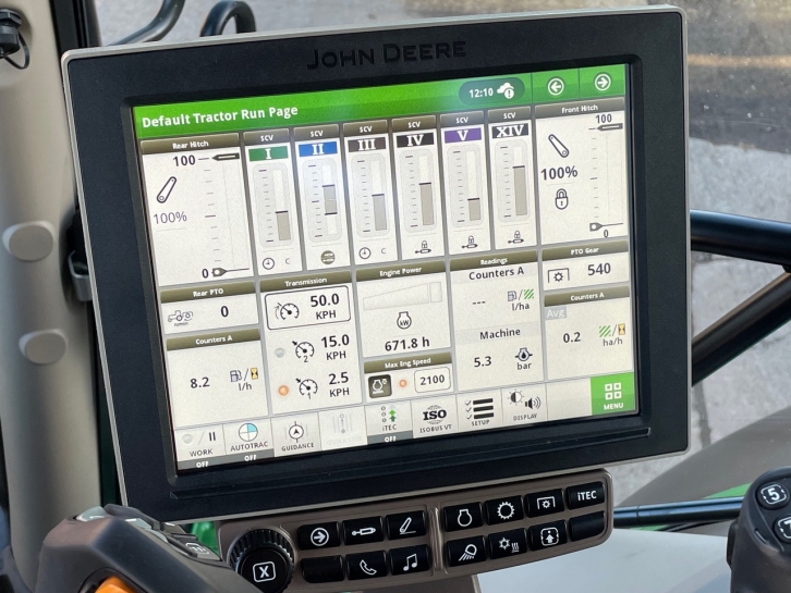 John Deere 6215R Ultimate Edition