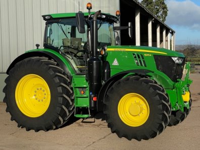 John Deere 6215R Ultimate Edition