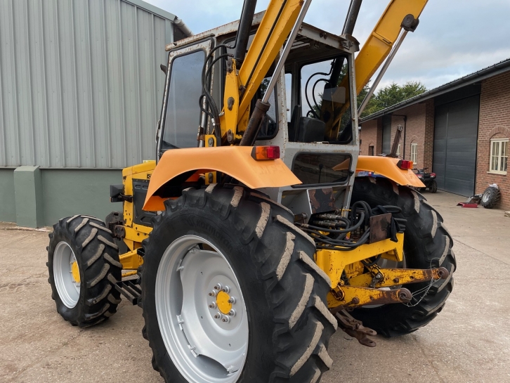 Moffett 390T