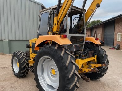 Moffett 390T