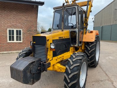Moffett 390T