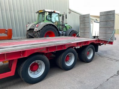 Staines Tri-axle 30ft low loader trailer
