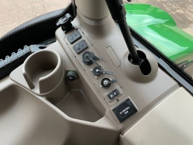 John Deere 6155R