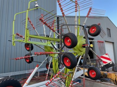 Claas liner 3600 4 rotor rake