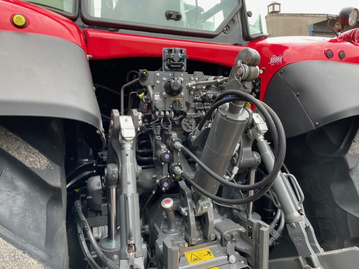 Massey Ferguson 7719S Exclusive